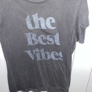 American Eagle Distressed Top